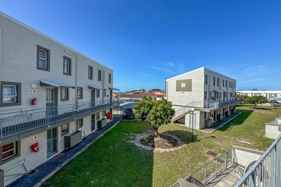 1 Bedroom Property for Sale in Humewood Eastern Cape